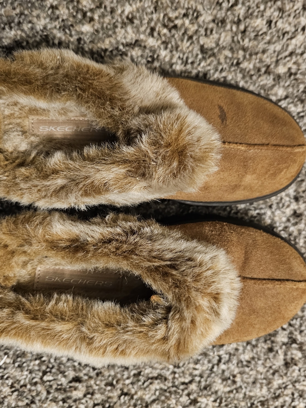Skechers Tan Faux Fur Lined Chunky Sole Slip-On Size 6 - Picture 2 of 7